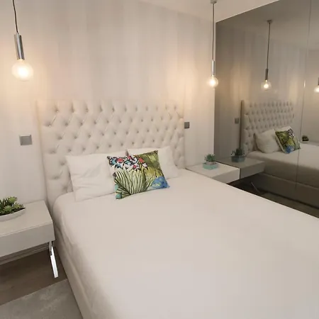 Liiiving In Moledo - Sea View Апартаменты *